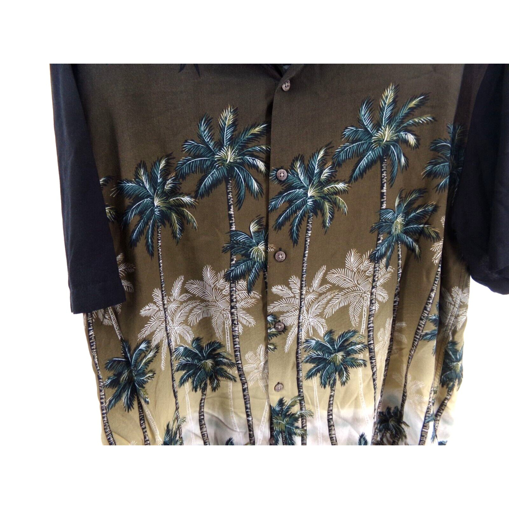 Batik Bay Men's Hawaiian Shirt Size LG Palm Trees  Button down 100% Rayon - Picture 2 of 7
